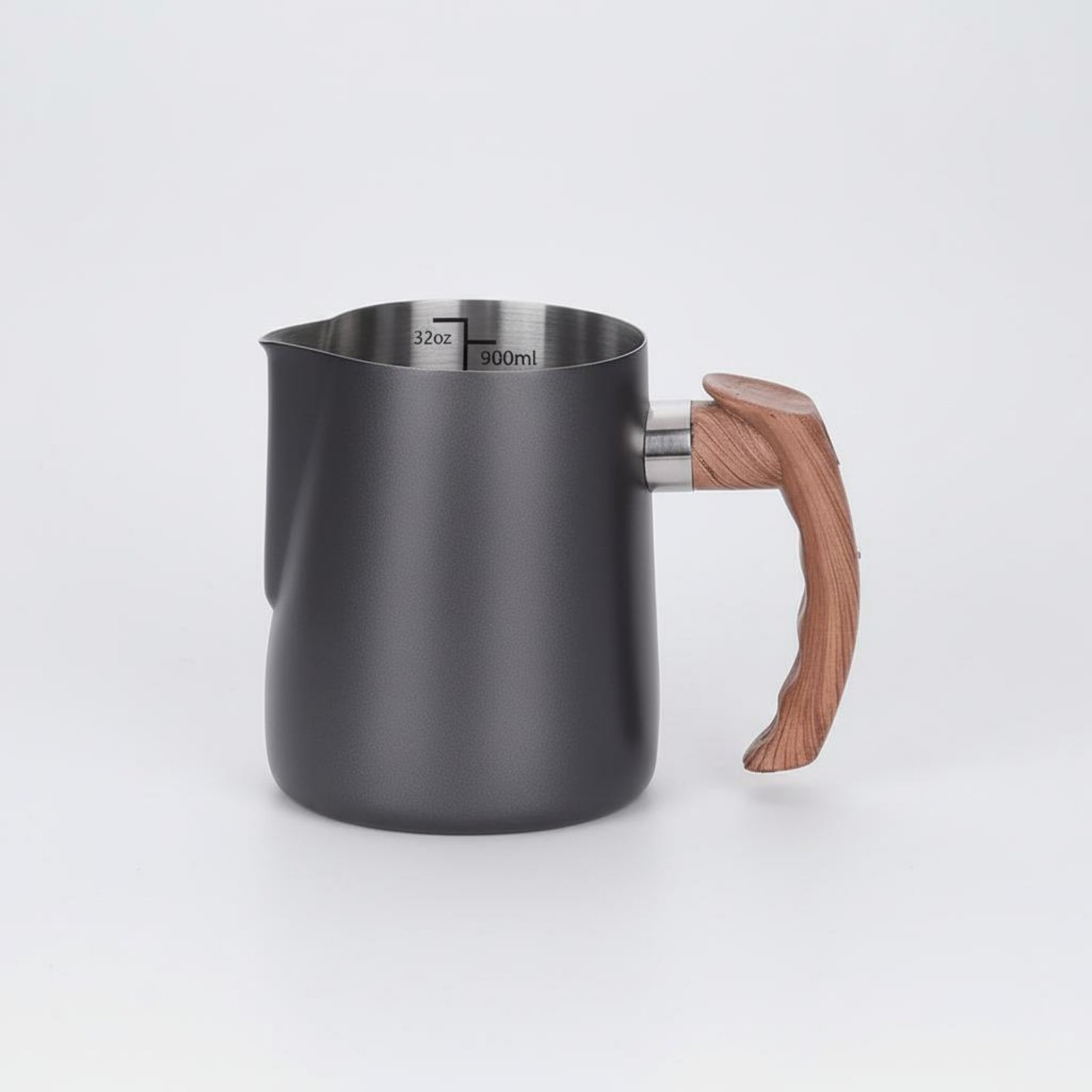 Latte Art-kan met houten handv - Milk Steaming Pitcher recensie en prijs
